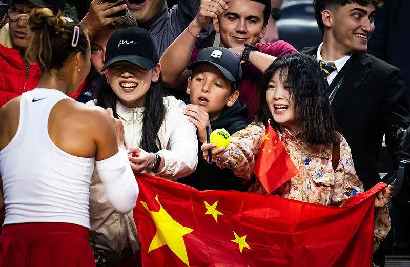 WTA罗马站｜郑钦文力挫前美网冠军 将与萨巴伦卡首战红土